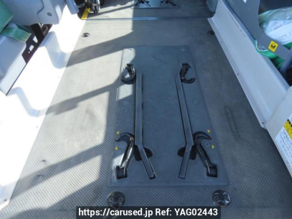 Used 2005 AT toyota hiace-van TRH200V Image[9]