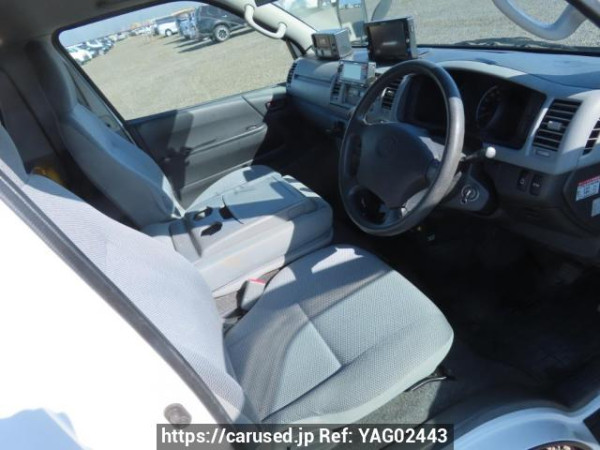 Used 2005 AT toyota hiace-van TRH200V Image[19]