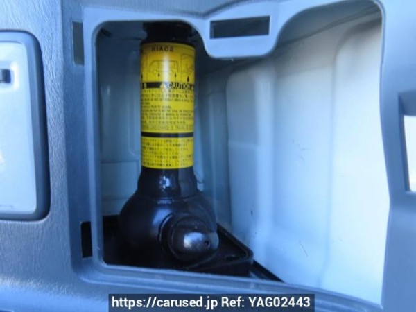 Used 2005 AT toyota hiace-van TRH200V Image[56]