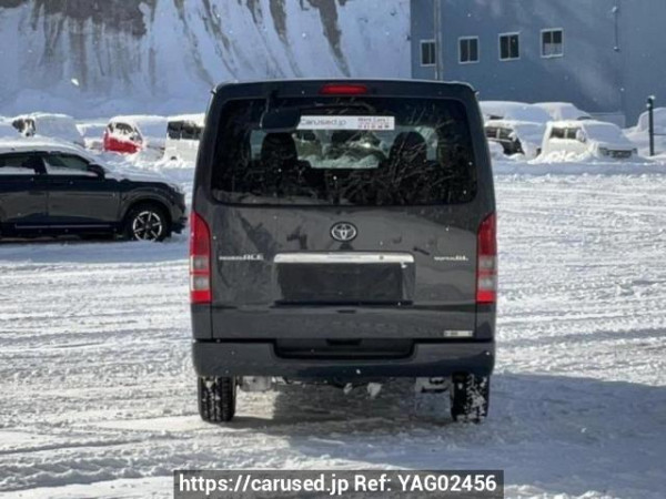 Used 2005 AT toyota regiusace-van KDH205V Image[5]