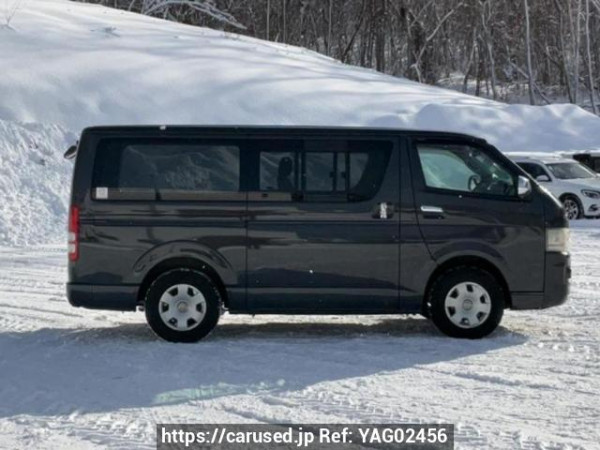 Used 2005 AT toyota regiusace-van KDH205V Image[7]