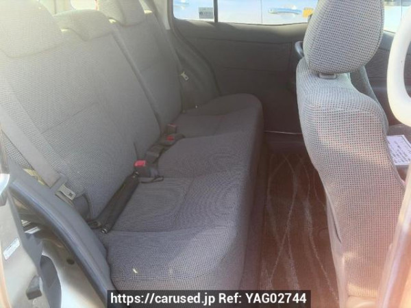 Used 2004 AT toyota raum NCZ20 Image[11]