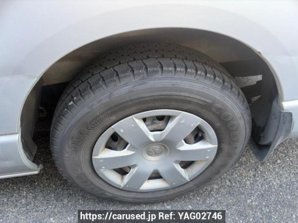 Used 2005 AT toyota regiusace-van TRH200K Image[15]