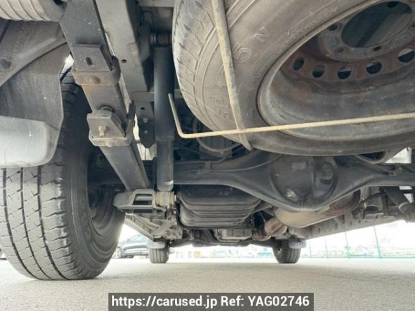 Used 2005 AT toyota regiusace-van TRH200K Image[38]