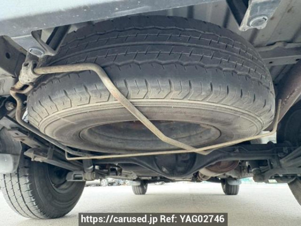 Used 2005 AT toyota regiusace-van TRH200K Image[41]