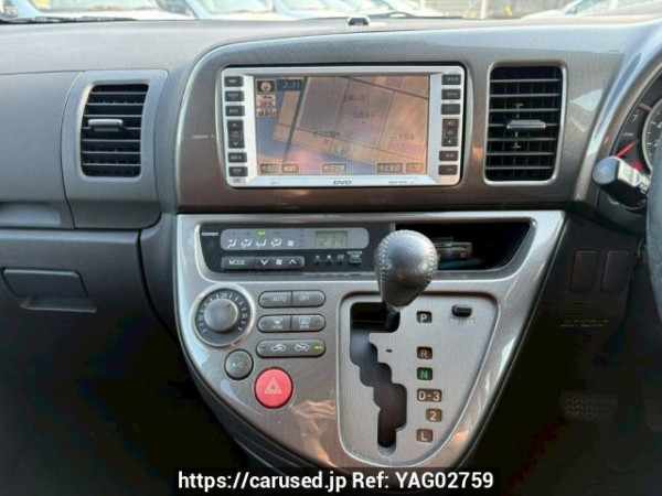 Used 2004 AT toyota wish ZNE10G Image[24]