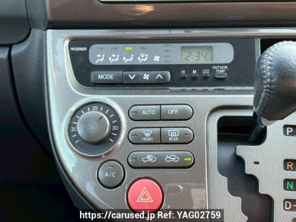 Used 2004 AT toyota wish ZNE10G Image[27]