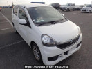 Daihatsu Mira e:S LA300S