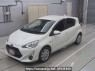 Used 2015 AT toyota aqua NHP10 Image[0]