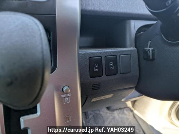 Used 2009 AT toyota voxy ZRR70G Image[18]