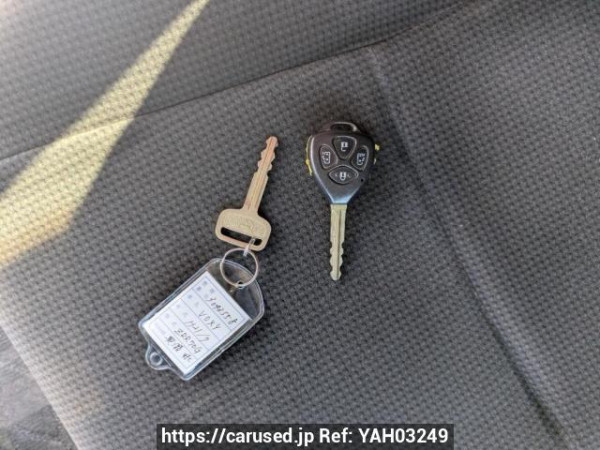 Used 2009 AT toyota voxy ZRR70G Image[32]