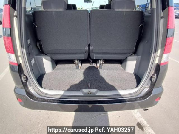 Used 2005 AT toyota noah AZR60G Image[8]