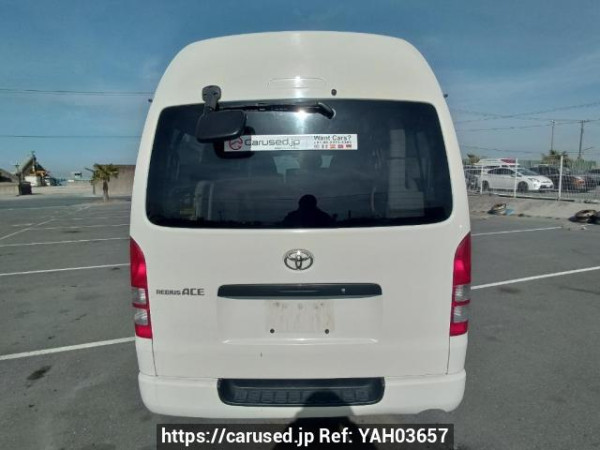 Used 2005 AT toyota regiusace-van KDH205K Image[5]