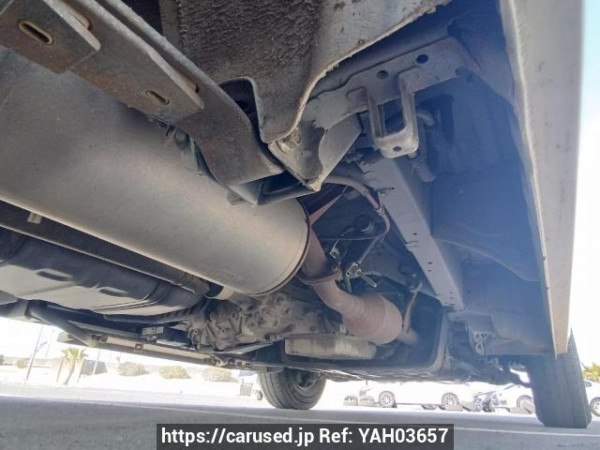 Used 2005 AT toyota regiusace-van KDH205K Image[39]