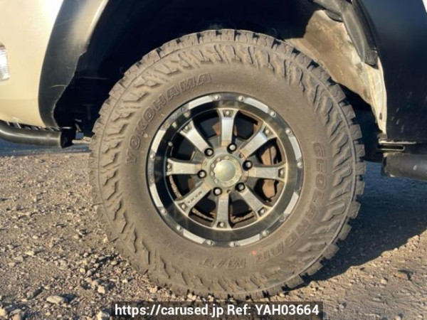 Used 2003 AT toyota hilux-surf RZN215W Image[36]