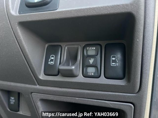 Used 2006 AT toyota sienta NCP81G Image[29]