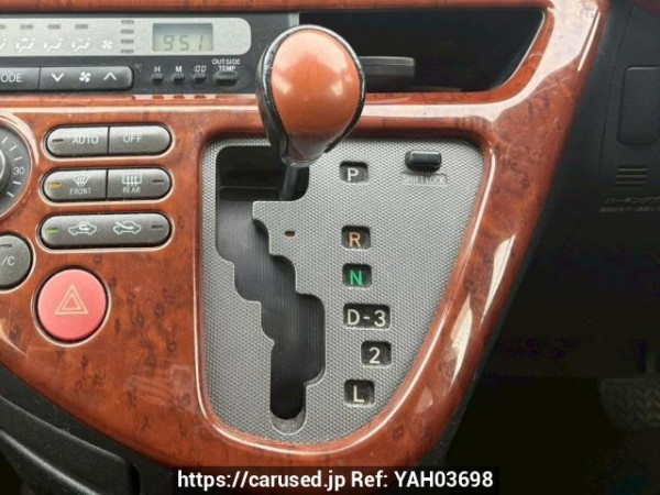 Used 2003 AT toyota wish ZNE10G Image[28]