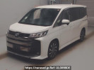 Toyota Noah MZRA90W