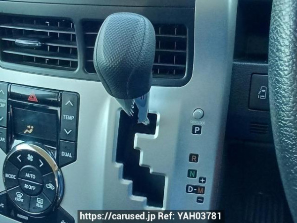 Used 2010 AT toyota noah ZRR70G Image[25]