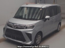 Toyota Roomy M910A