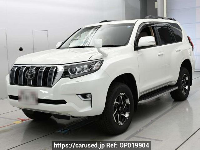 2022 Toyota Land Cruiser Prado TRJ150W