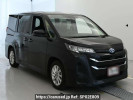 Toyota Noah ZWR90W