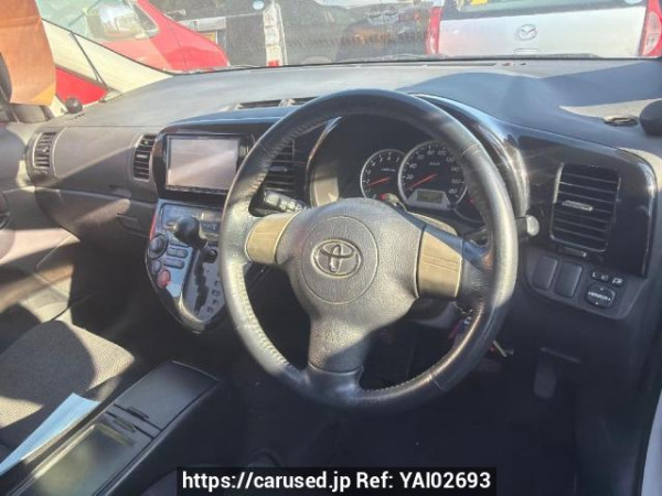 Used 2005 AT toyota wish ZNE10G Image[16]