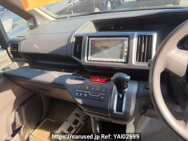 Used 2011 AT honda step-wgn RK1 Image[15]