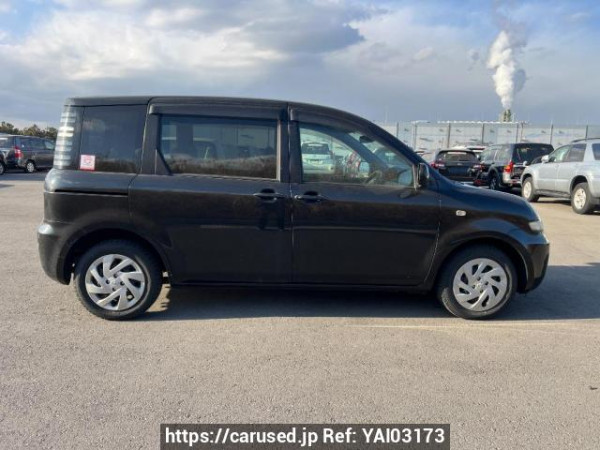 Used 2004 AT toyota sienta NCP81G Image[7]