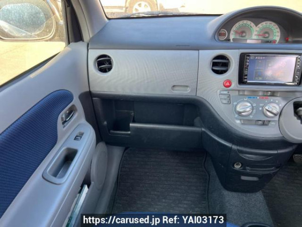 Used 2004 AT toyota sienta NCP81G Image[17]
