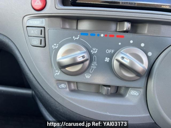 Used 2004 AT toyota sienta NCP81G Image[21]