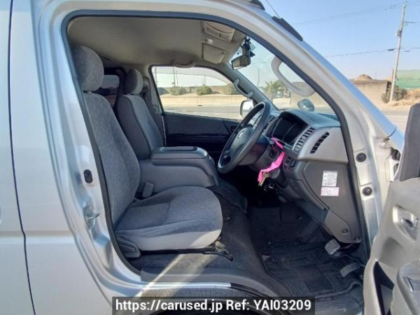 Used 2004 AT toyota hiace-van KDH205V Image[13]