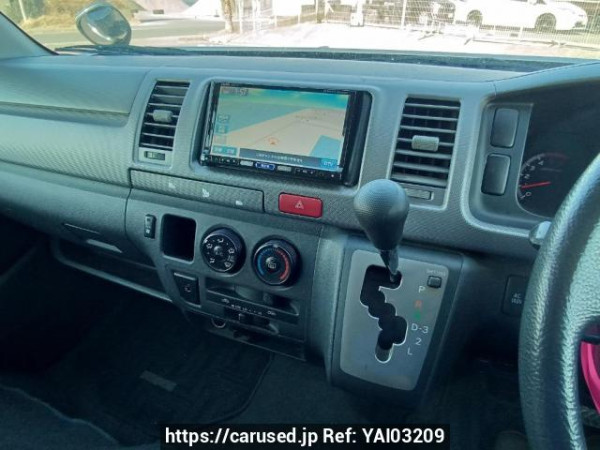 Used 2004 AT toyota hiace-van KDH205V Image[21]