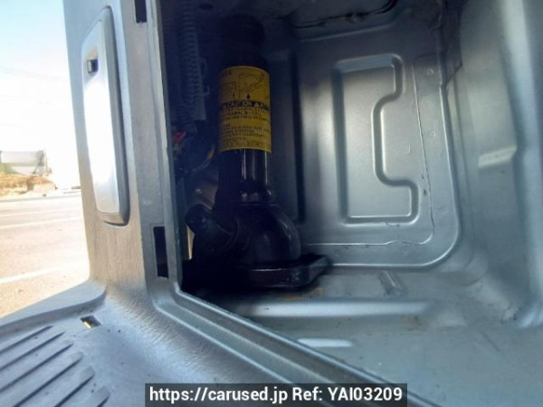 Used 2004 AT toyota hiace-van KDH205V Image[42]