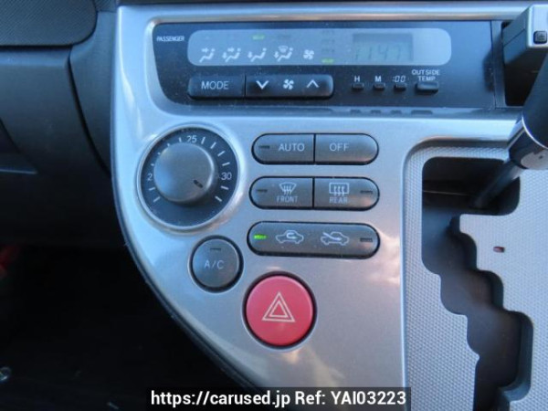 Used 2005 AT toyota wish ZNE10G Image[30]
