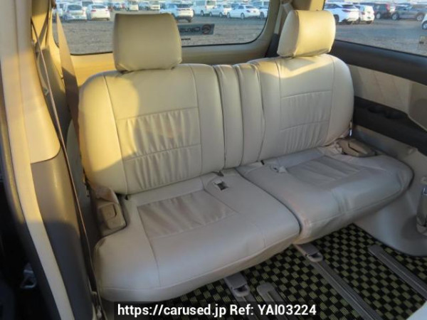 Used 2004 AT toyota alphard ANH10W Image[22]