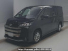 Toyota Noah MZRA95W