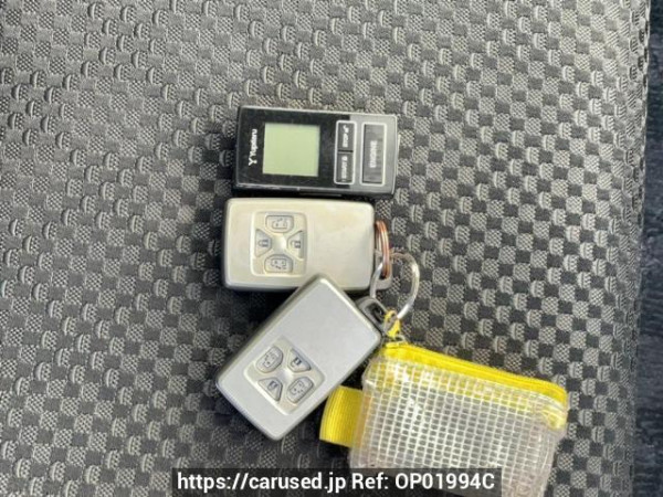 Used 2007 AT toyota noah ZRR75W Image[42]