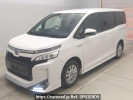 Toyota Voxy ZWR80G