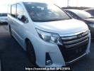 Toyota Noah ZRR85W