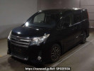 Toyota Noah ZRR80W