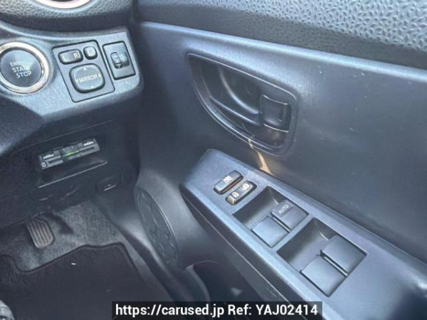 Used 2013 AT toyota vitz NSP130 Image[16]