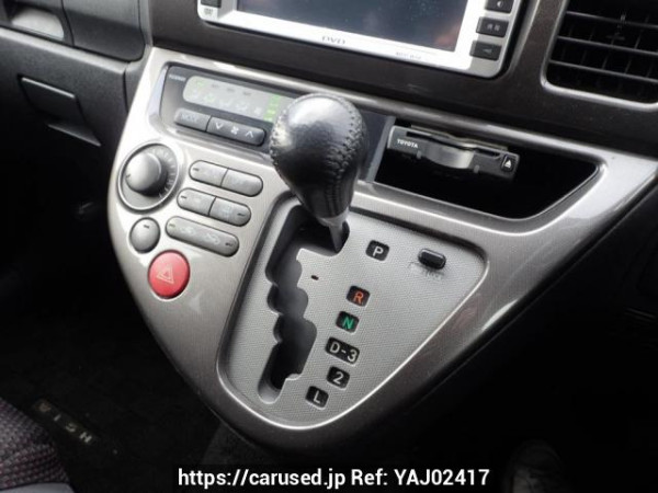 Used 2005 AT toyota wish ZNE10G Image[19]