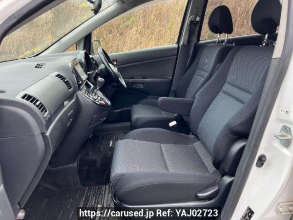 Used 2004 AT toyota wish ZNE10G Image[12]