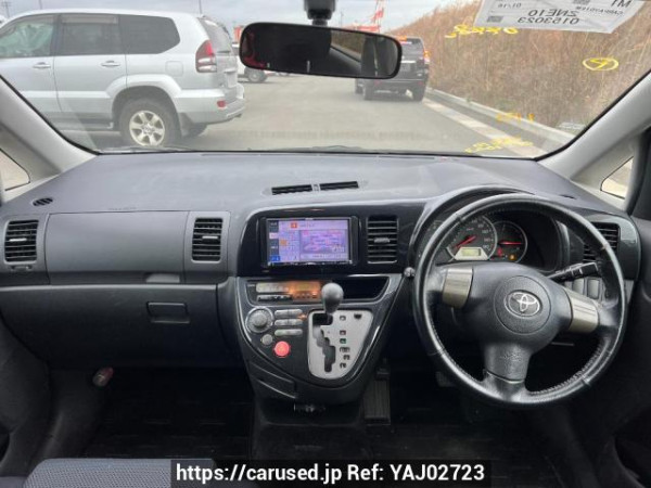 Used 2004 AT toyota wish ZNE10G Image[16]