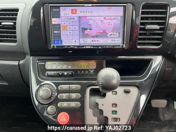 Used 2004 AT toyota wish ZNE10G Image[22]