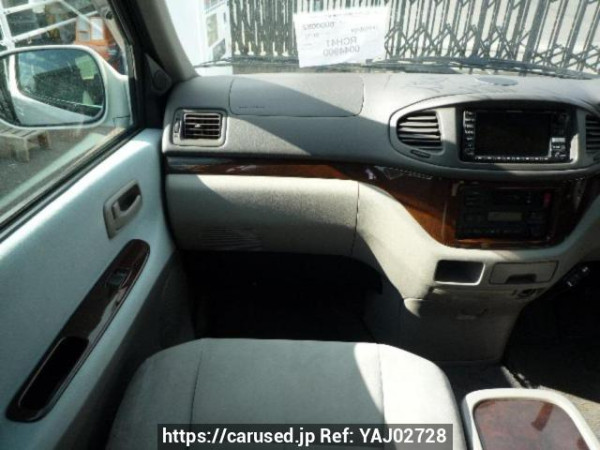 Used 2000 AT toyota regius-wagon RCH41W Image[18]