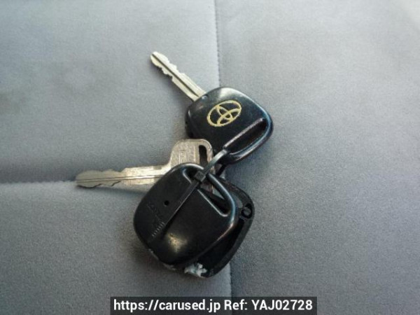 Used 2000 AT toyota regius-wagon RCH41W Image[31]