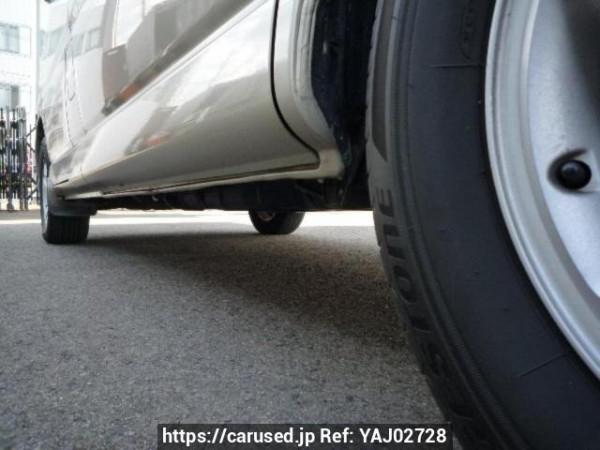 Used 2000 AT toyota regius-wagon RCH41W Image[38]