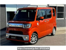 Daihatsu Wake LA700S